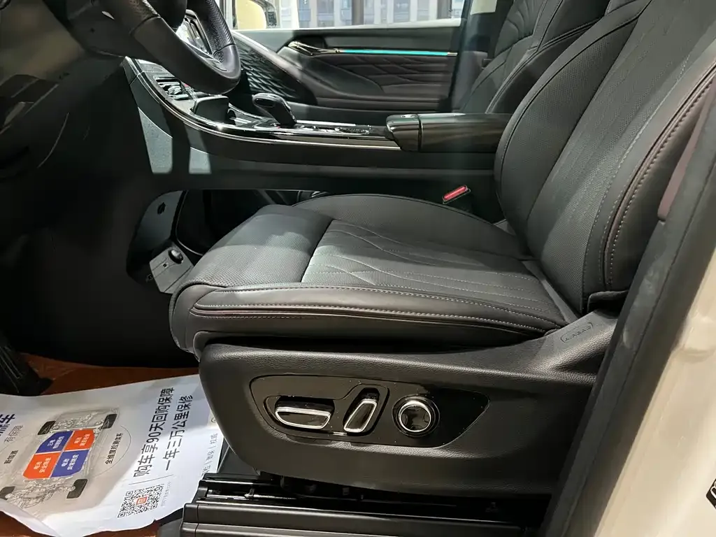 GAC Motor Trumpchi M8 — фото 9