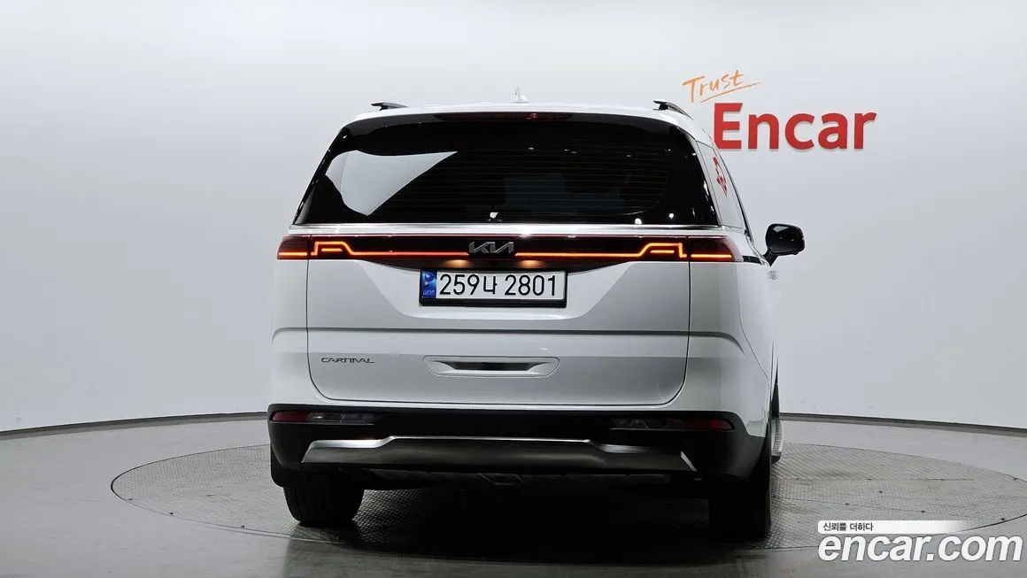 Kia Carnival 2023 из KR, фото 2
