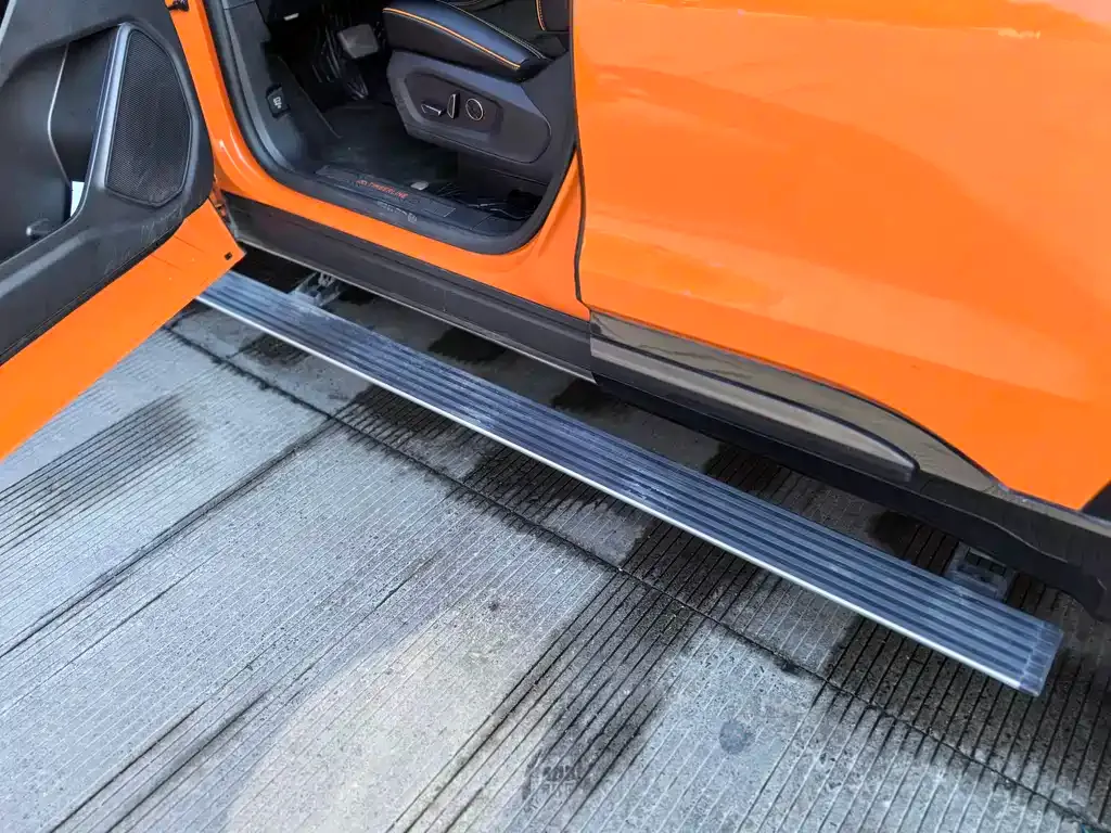 Ford Explorer 2023 из CN, фото 9