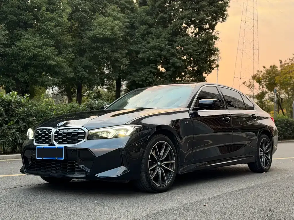 BMW 3 Series — фото 1