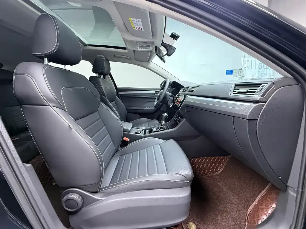 Skoda Superb — фото 5