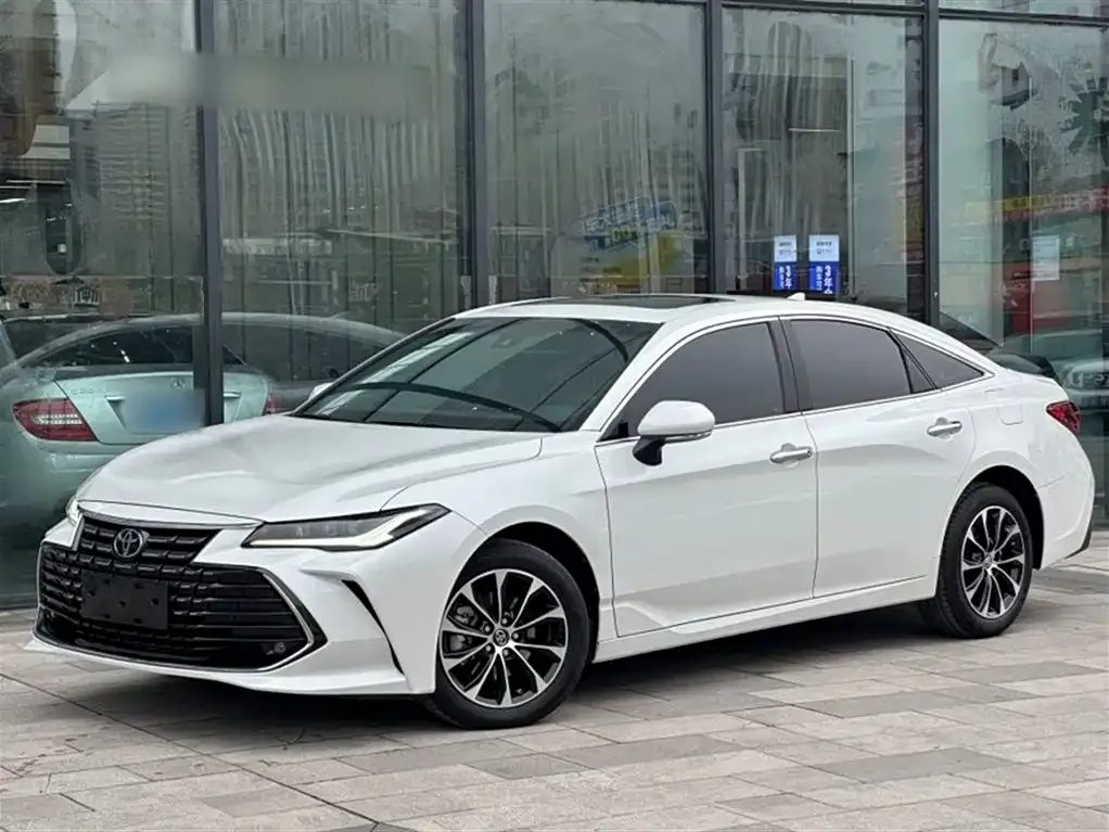 Toyota Avalon 2023 из CN, фото 3