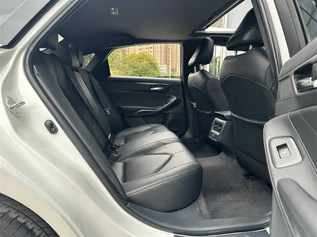 Toyota Avalon 2023 из CN, фото 4