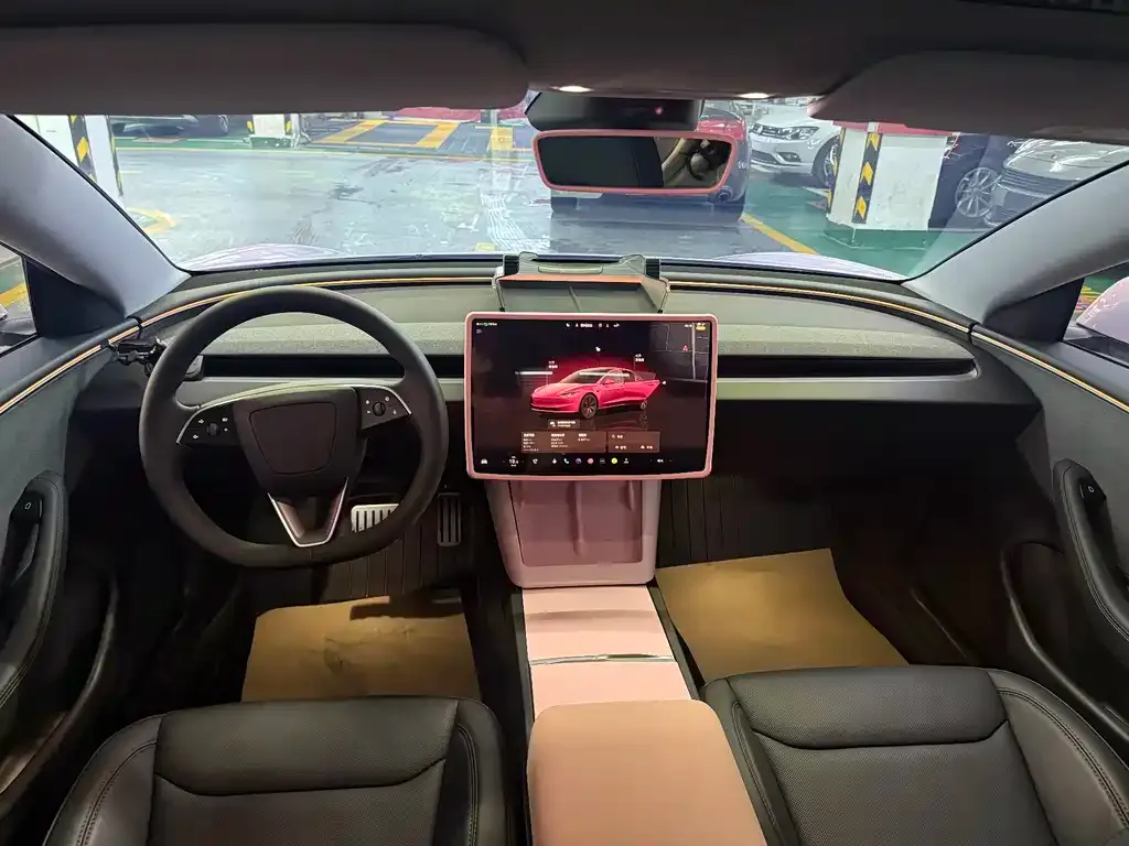 Tesla Model 3 — фото 4