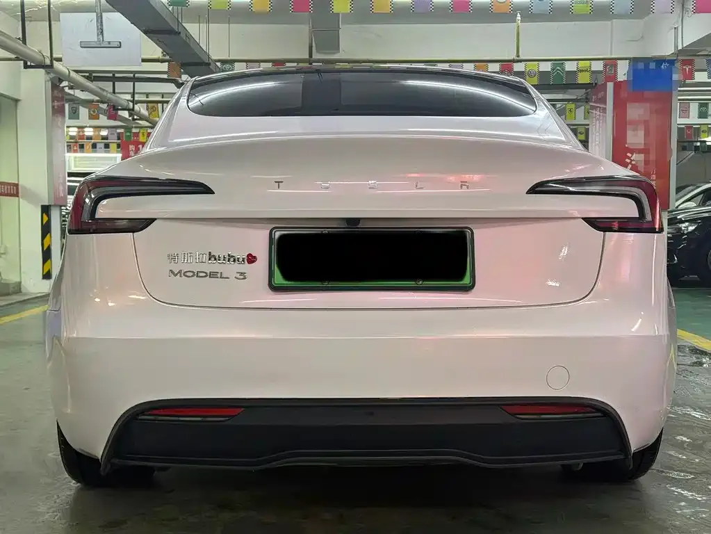Tesla Model 3 — фото 3
