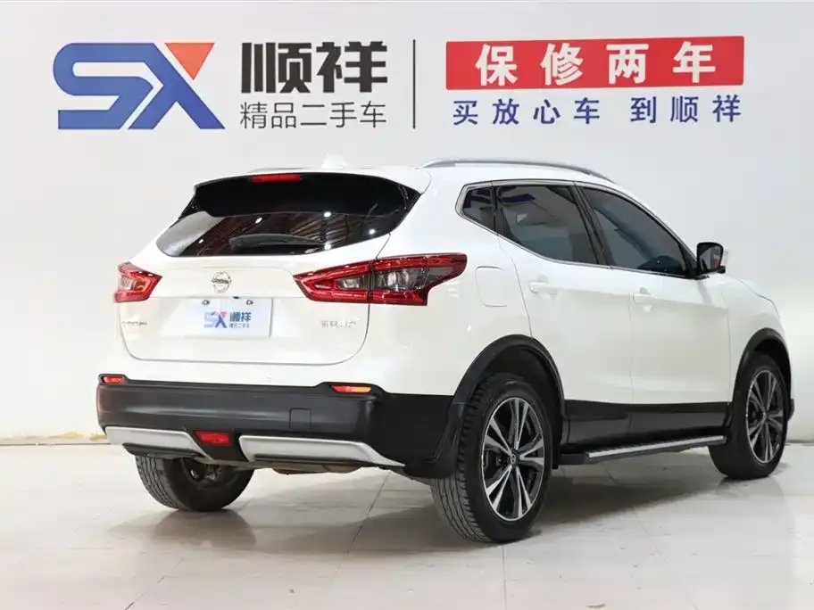 Nissan Qashqai — фото 4
