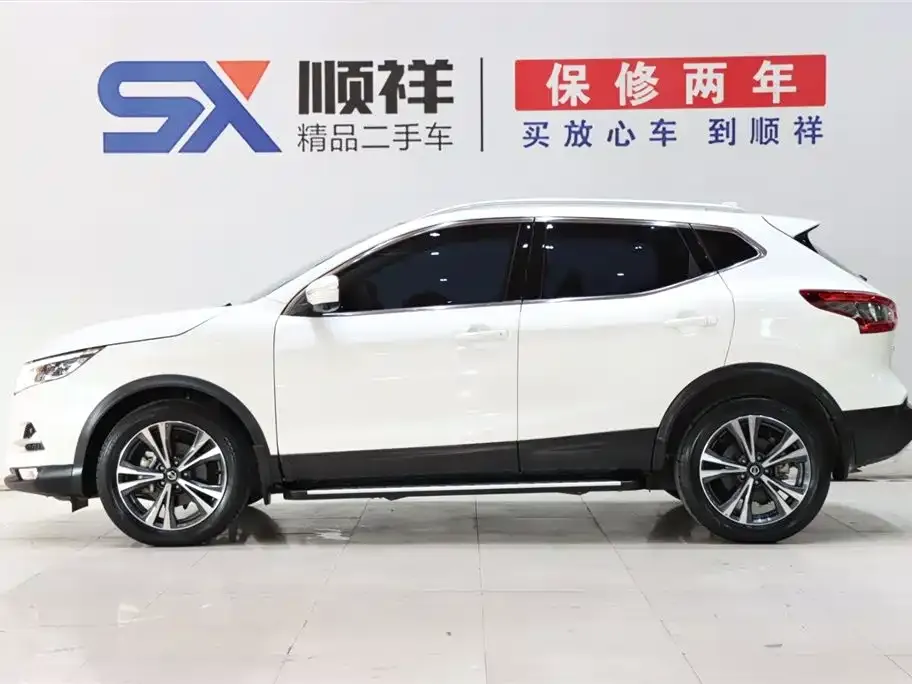 Nissan Qashqai — фото 2
