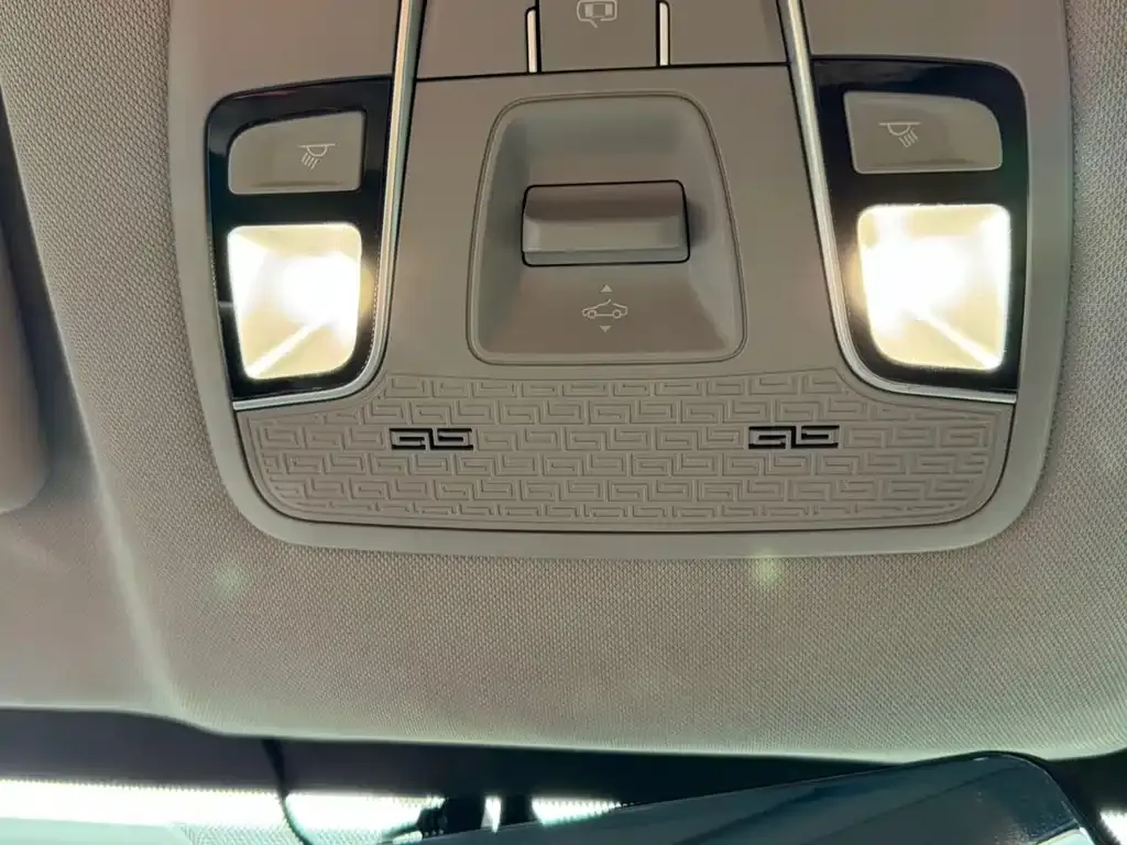 Geely Vision X6 — фото 10