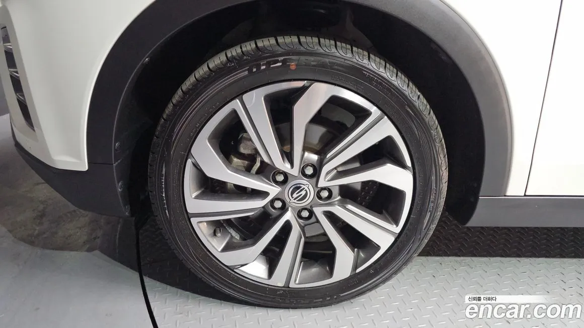 KG Mobility (Ssangyong) TIBOLI 2022 из KR, фото 8