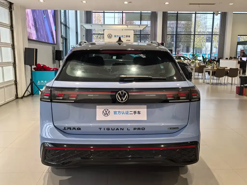 Volkswagen Tiguan L — фото 8