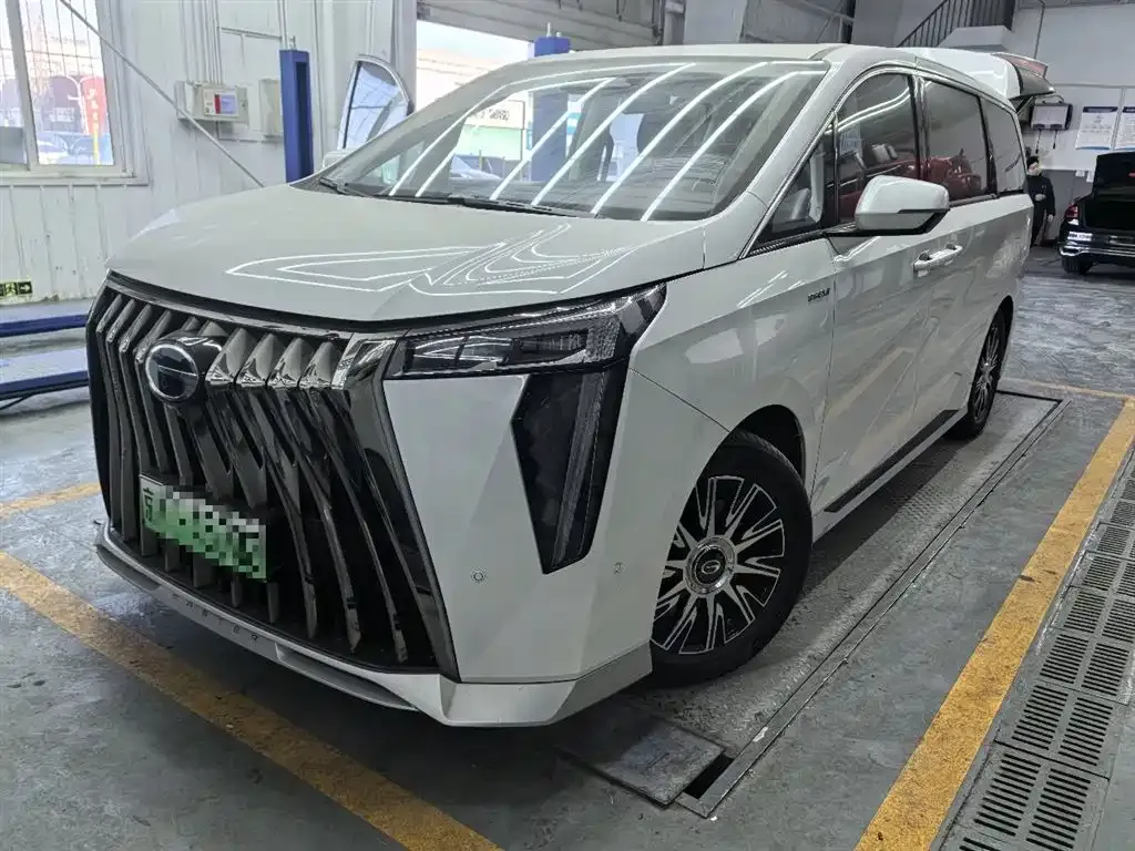 GAC Motor Trumpchi E9 — фото 1
