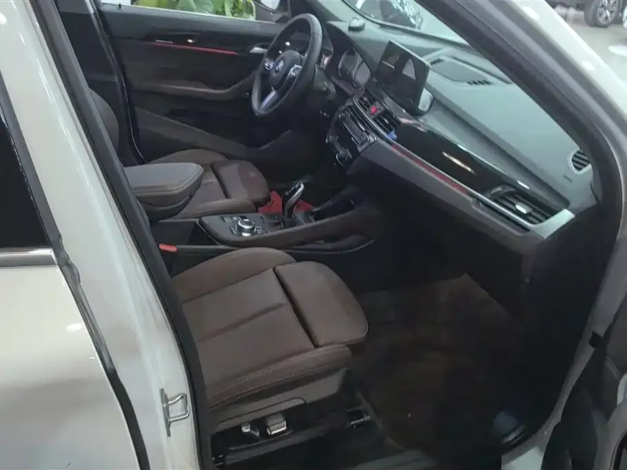 BMW X1 2023 из CN, фото 8