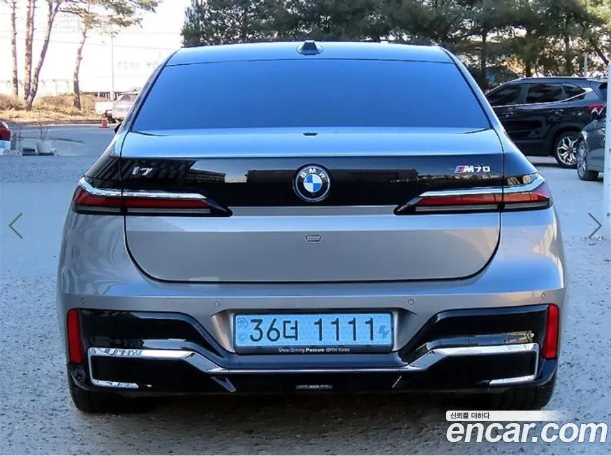 BMW i7 2024 из KR, фото 10