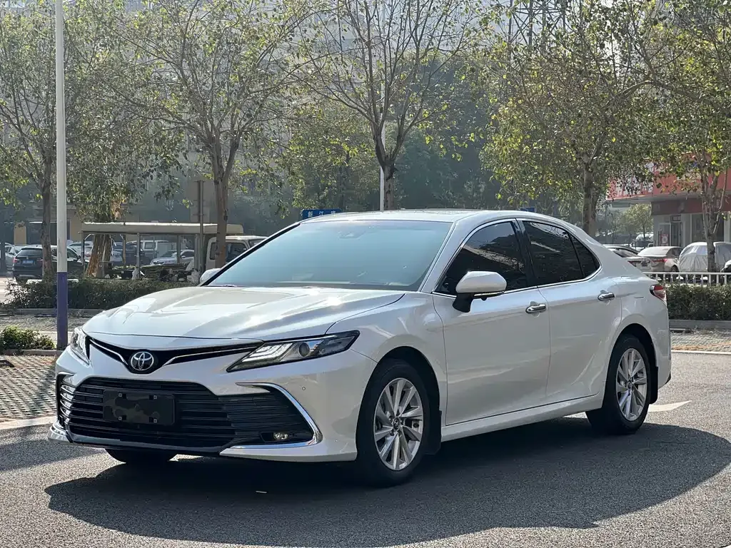 Toyota Camry 2022 из CN, фото 1