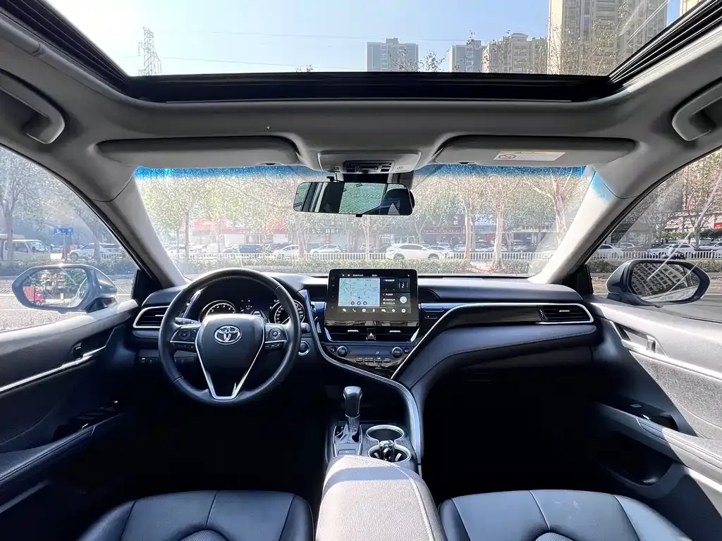 Toyota Camry 2022 из CN, фото 5