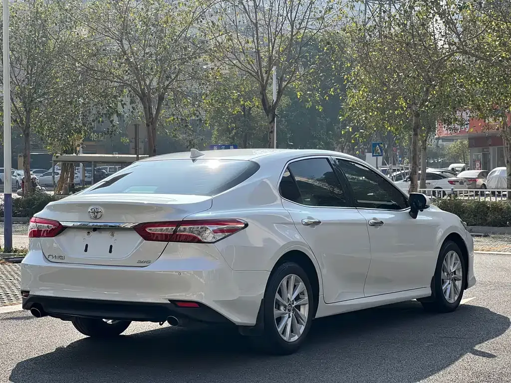 Toyota Camry 2022 из CN, фото 8