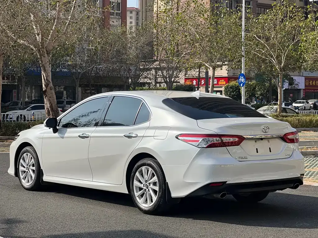 Toyota Camry 2022 из CN, фото 7
