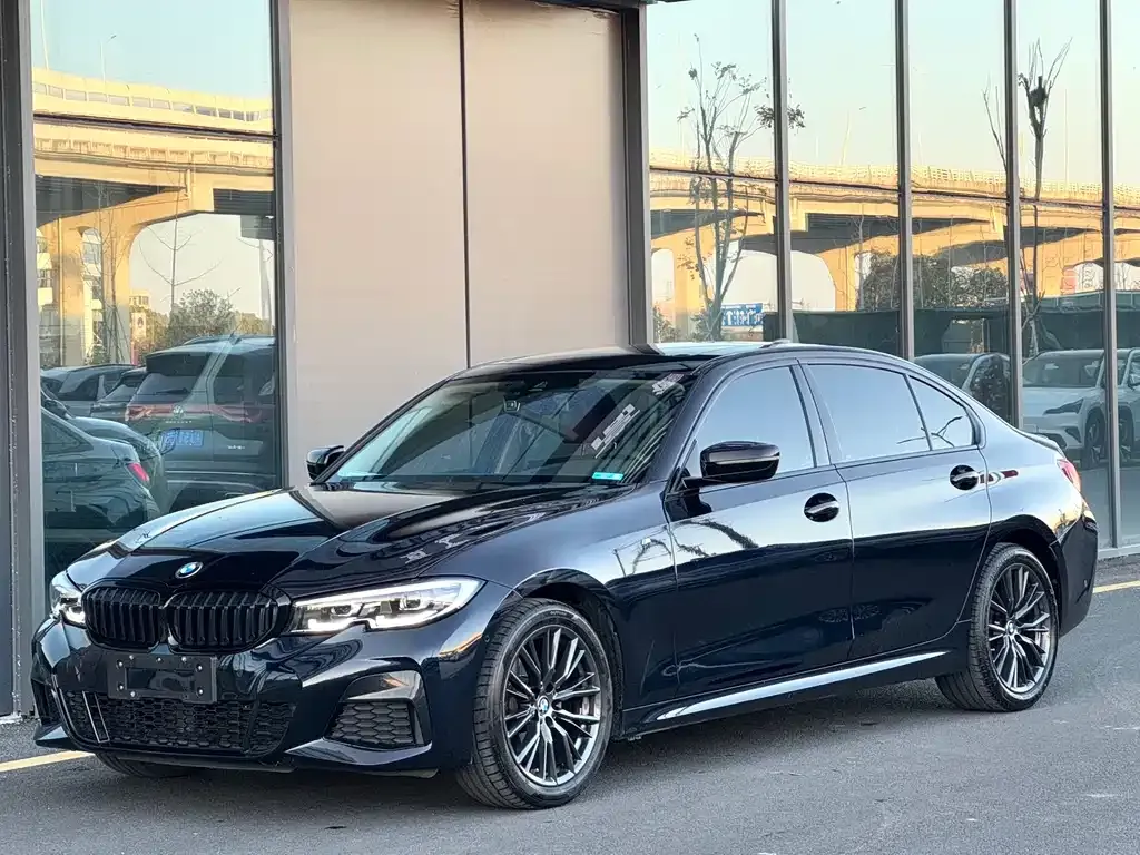 BMW 3 Series — фото 1