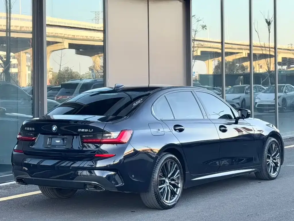 BMW 3 Series — фото 10