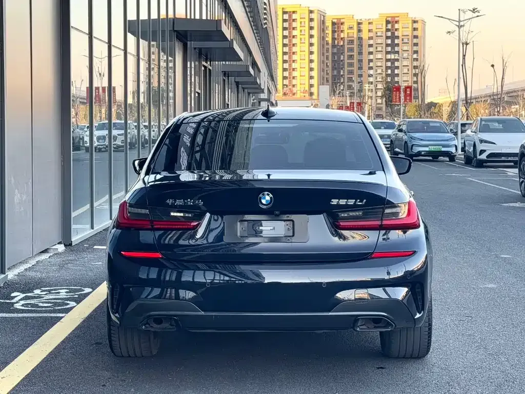 BMW 3 Series — фото 4