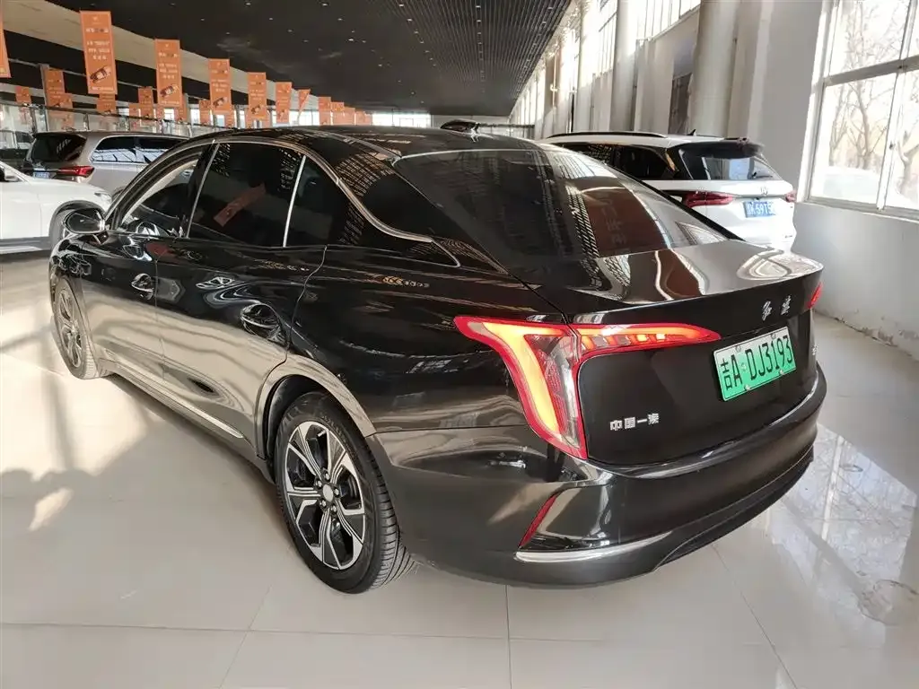 Hongqi E-QM5 2023 из CN, фото 3
