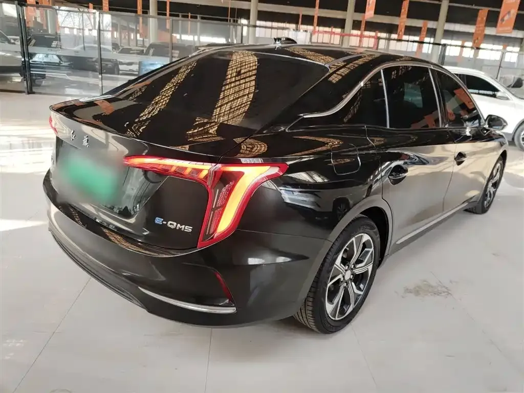 Hongqi E-QM5 2023 из CN, фото 7