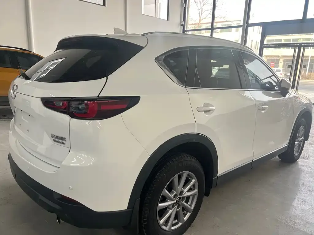 Mazda CX-5 2023 из CN, фото 5