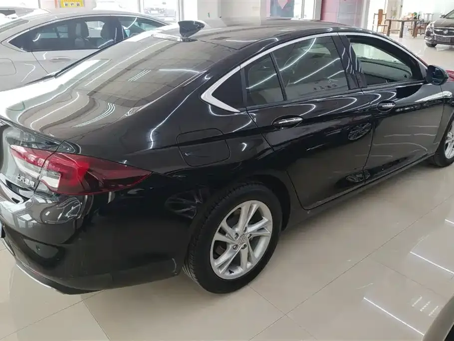 Buick Regal — фото 4