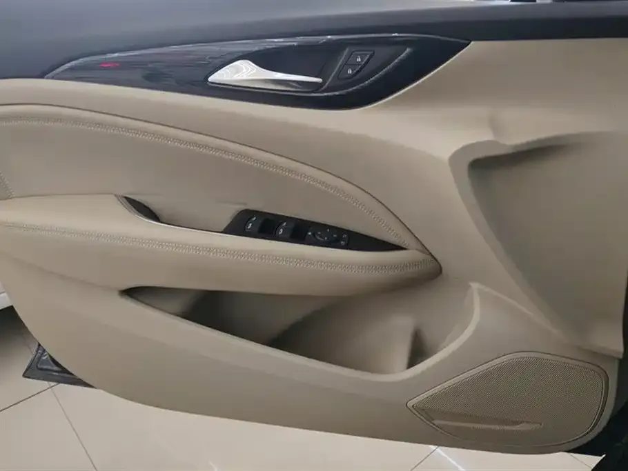 Buick Regal — фото 8