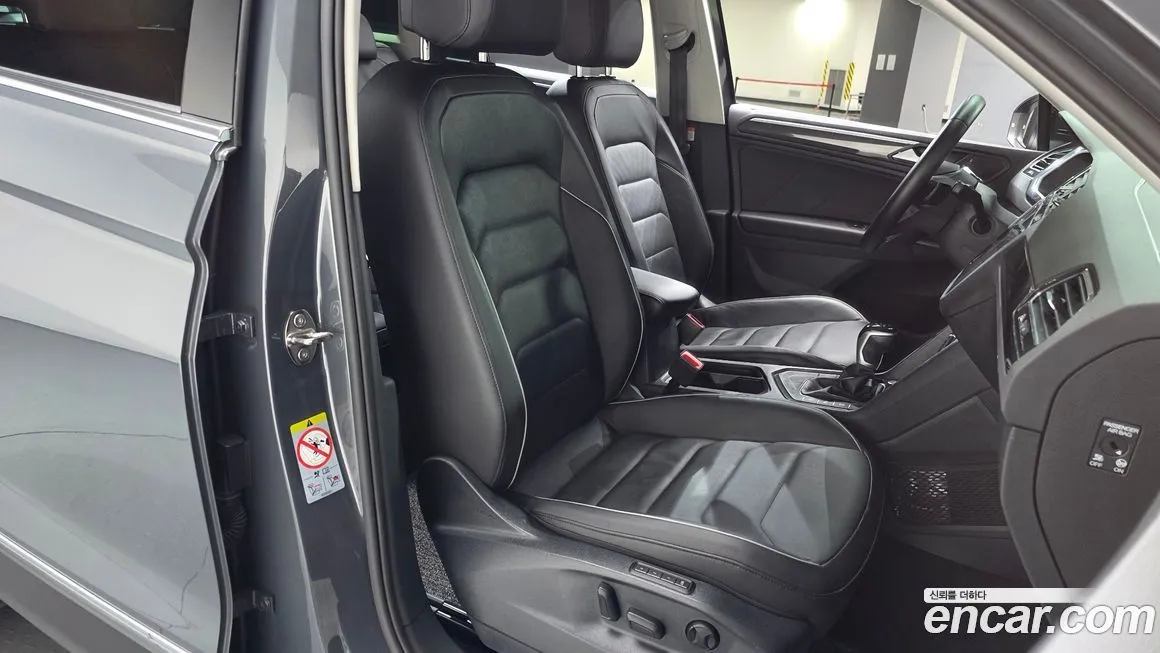 Volkswagen Tiguan — фото 7