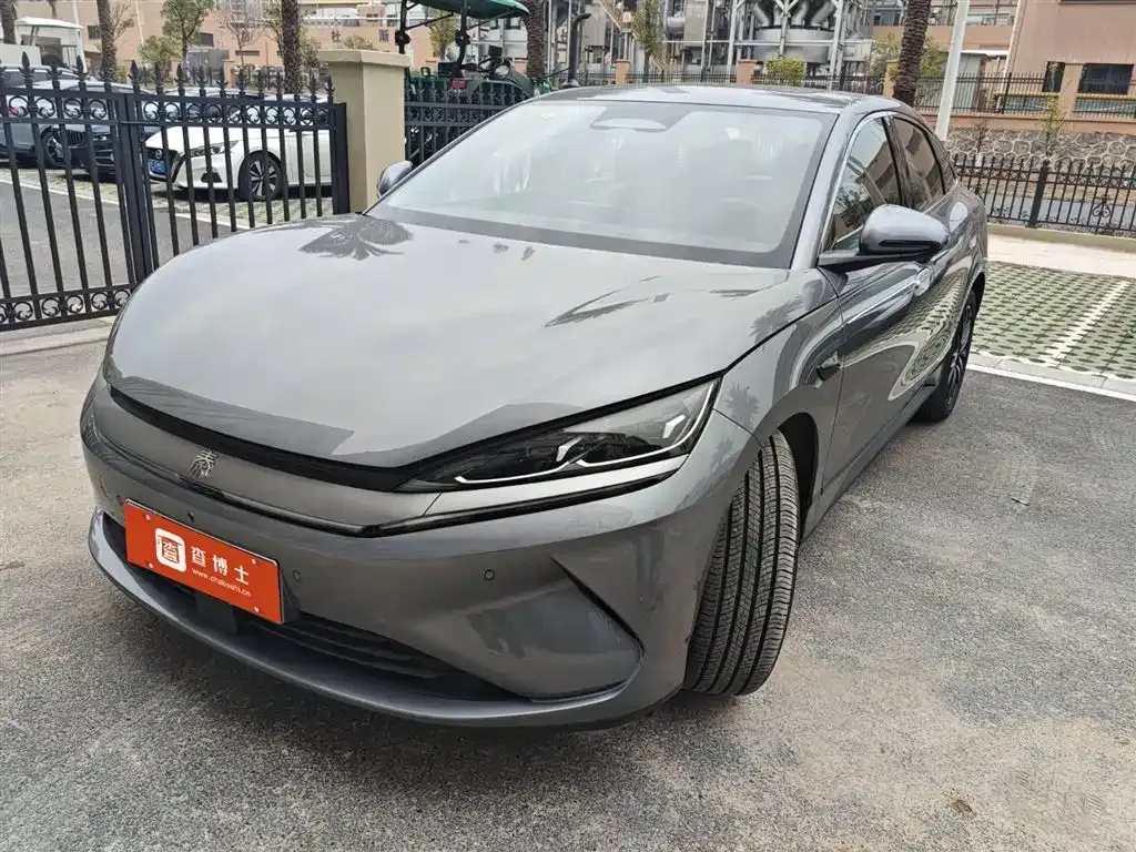 BYD Qin L — фото 1