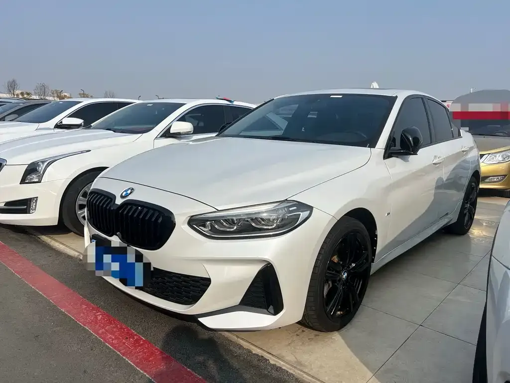 BMW 1 Series — фото 1