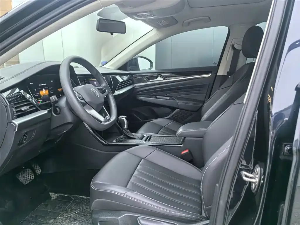 Volkswagen Passat — фото 2