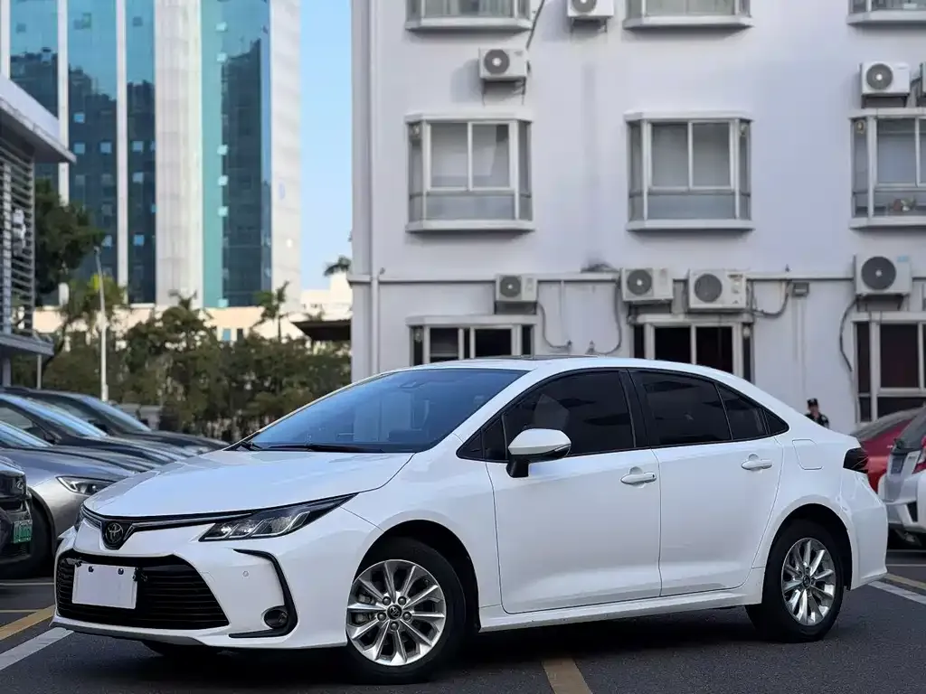 Toyota Corolla 2021 из CN, фото 9