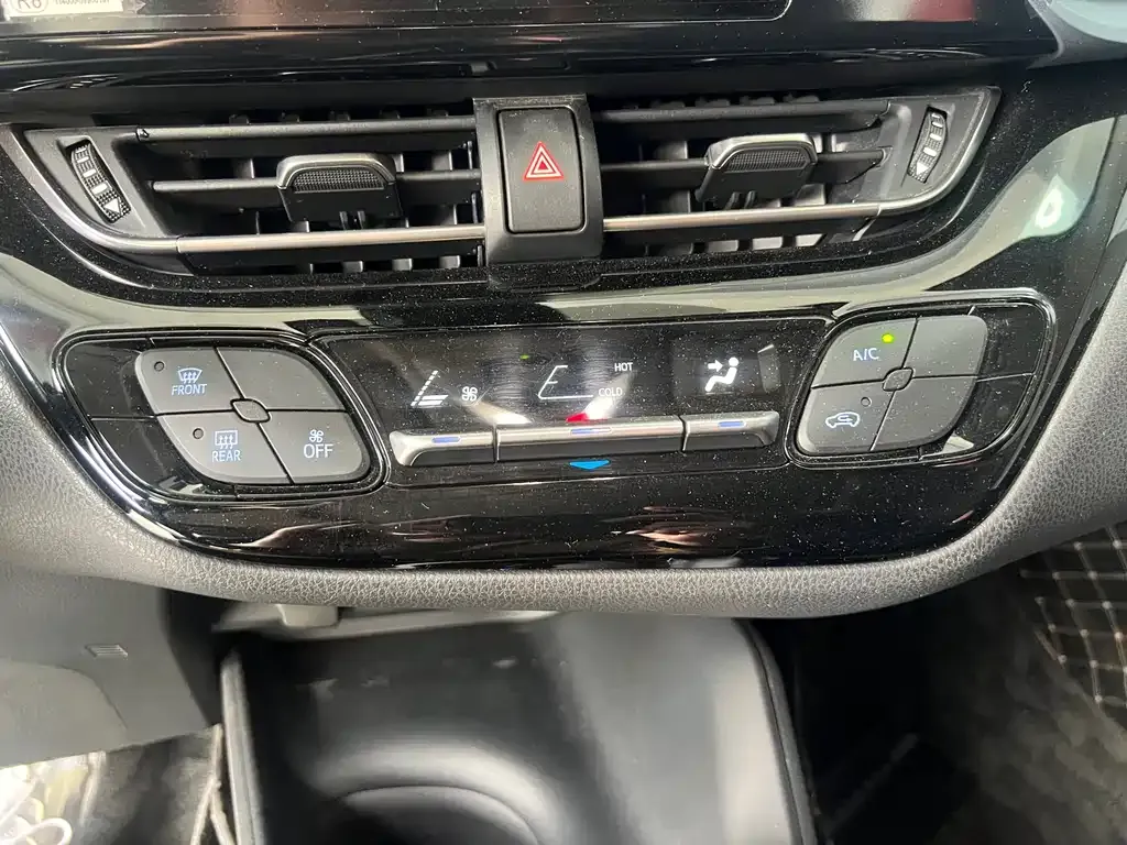 Toyota IZOA 2022 из CN, фото 8