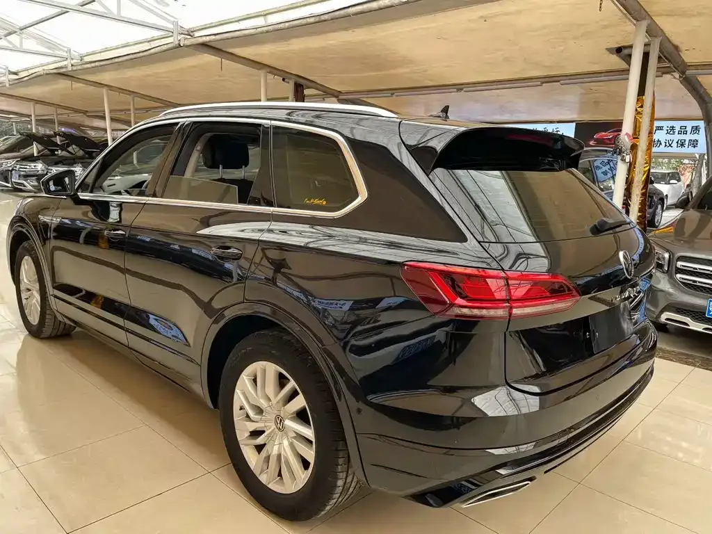 Volkswagen Touareg 2021 из CN, фото 8