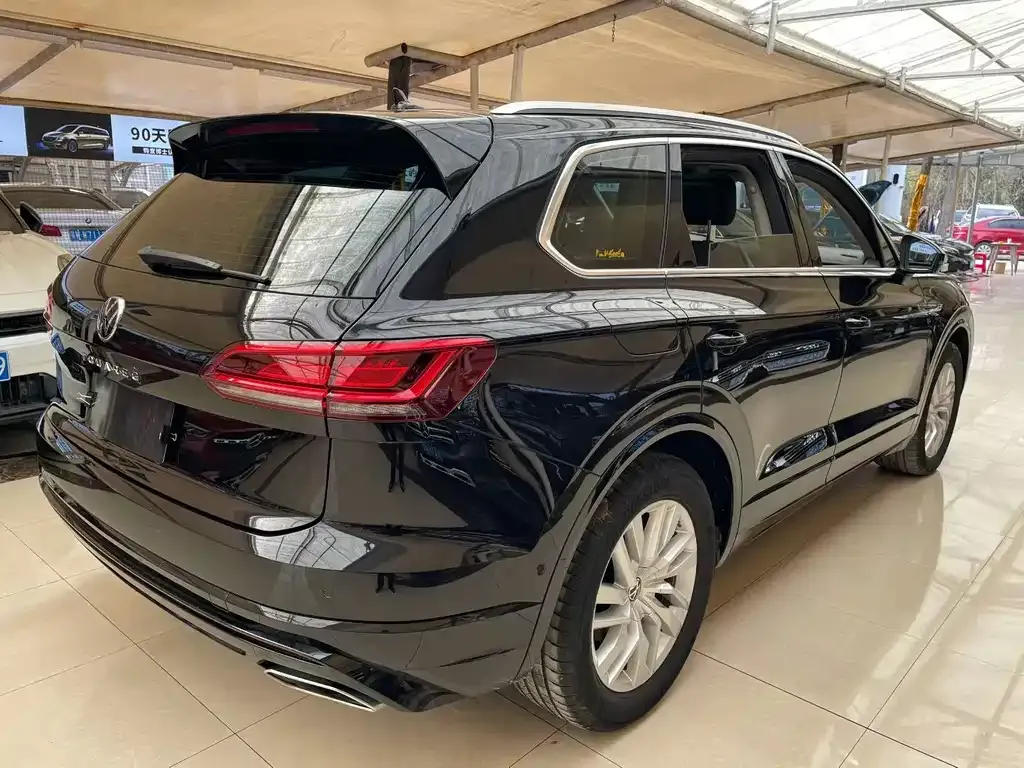 Volkswagen Touareg 2021 из CN, фото 9
