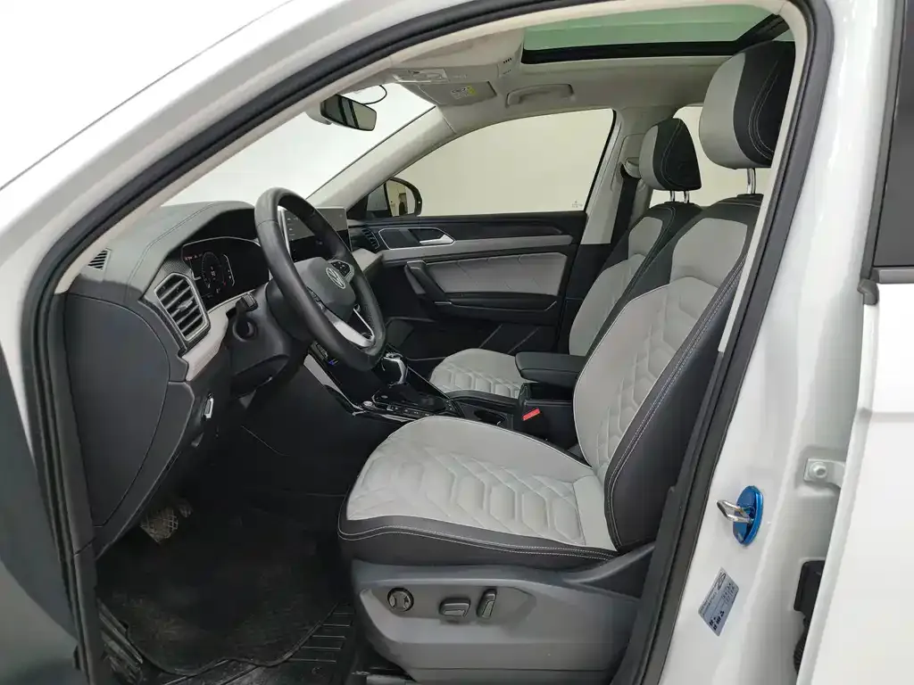 Volkswagen Tayron 2022 из CN, фото 4