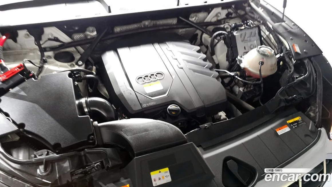 Audi Q5 2021 из KR, фото 8