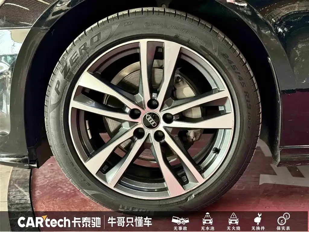 Audi A6L 2023 из CN, фото 6
