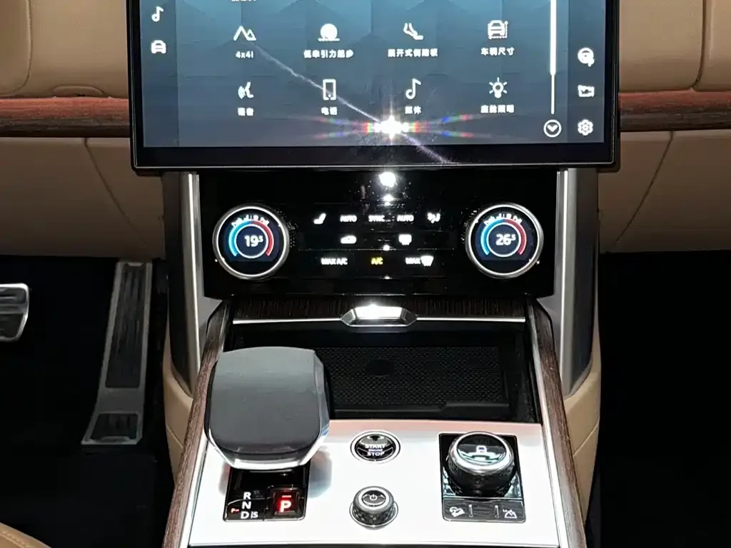 Land Rover Range Rover 2023 из CN, фото 2