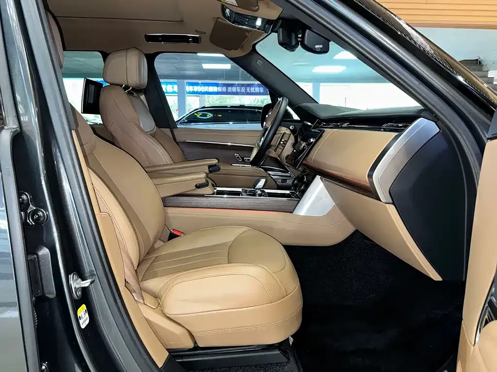 Land Rover Range Rover 2023 из CN, фото 3