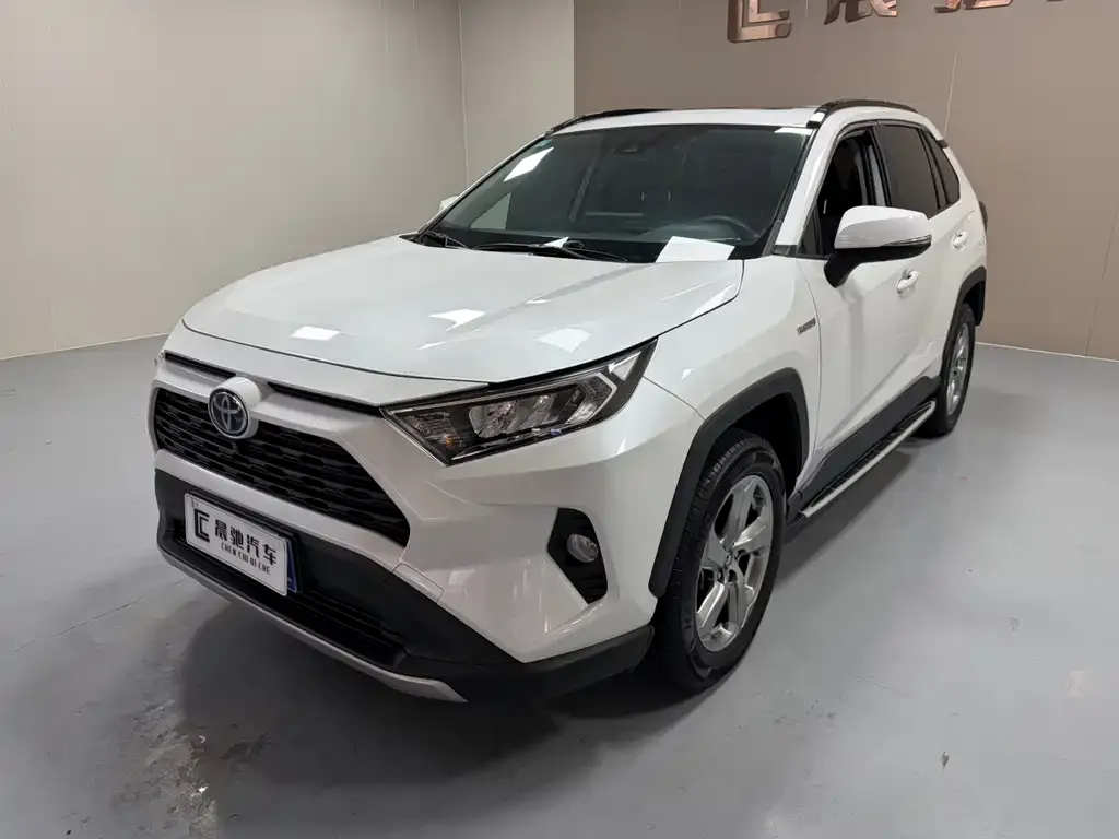 Toyota RAV4 2022 из CN, фото 1