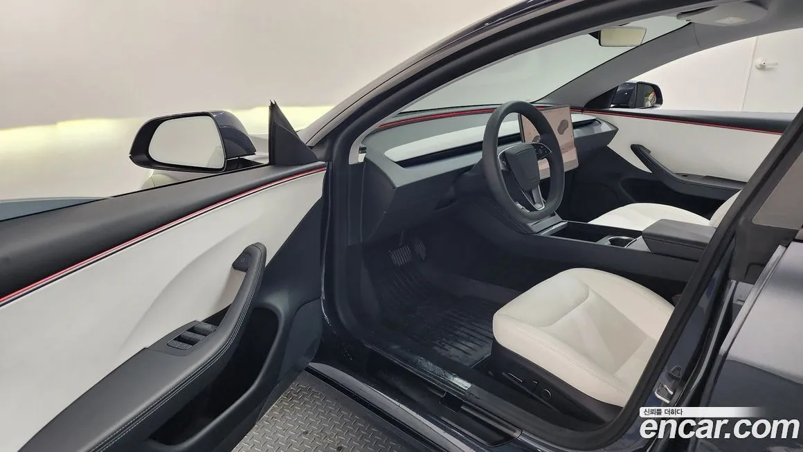 Tesla Model 3 2025 из KR, фото 8