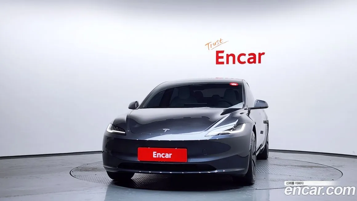 Tesla Model 3 2025 из KR, фото 2