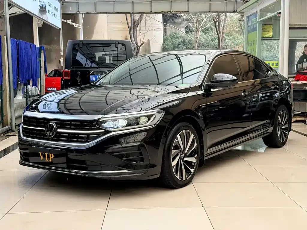 Volkswagen Passat 2022 из CN, фото 1