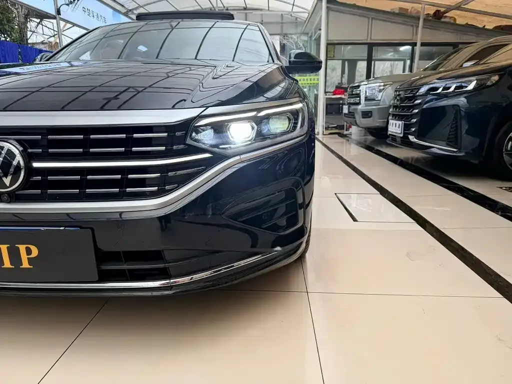Volkswagen Passat 2022 из CN, фото 2