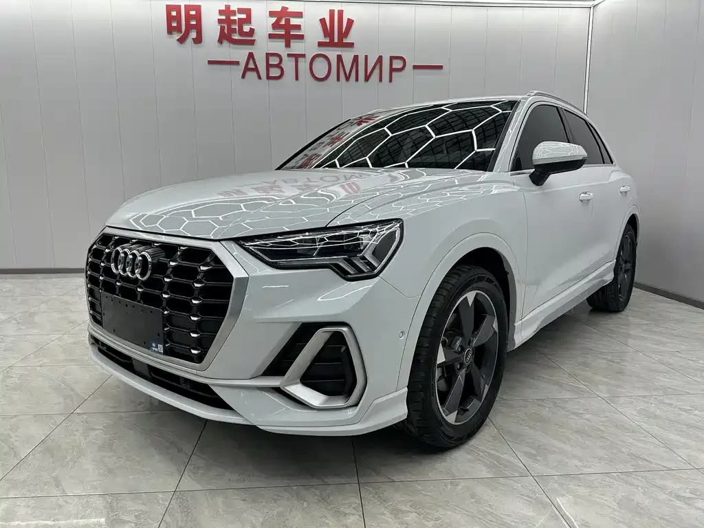 Audi Q3 2022 из CN, фото 1