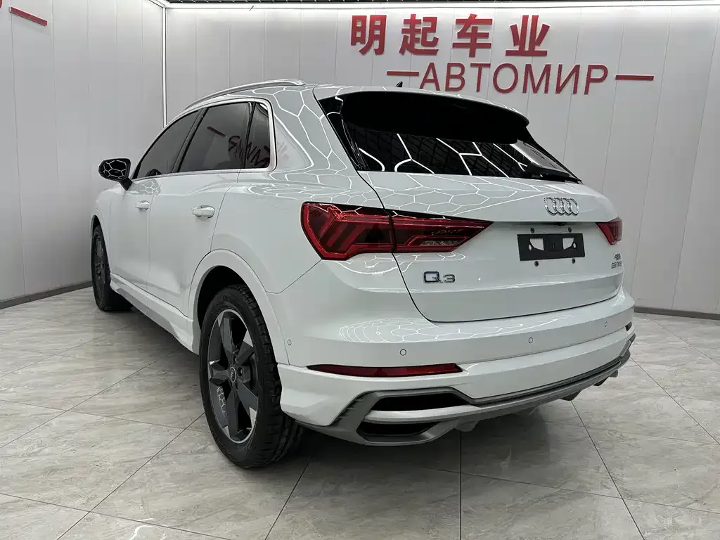 Audi Q3 2022 из CN, фото 10