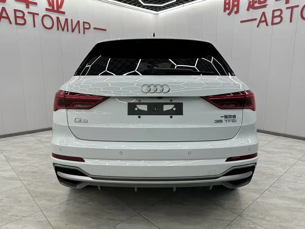 Audi Q3 2022 из CN, фото 7